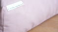 Load image into Gallery viewer, Studio Animaux – honden en katten kussen hoes – Dusty Pink