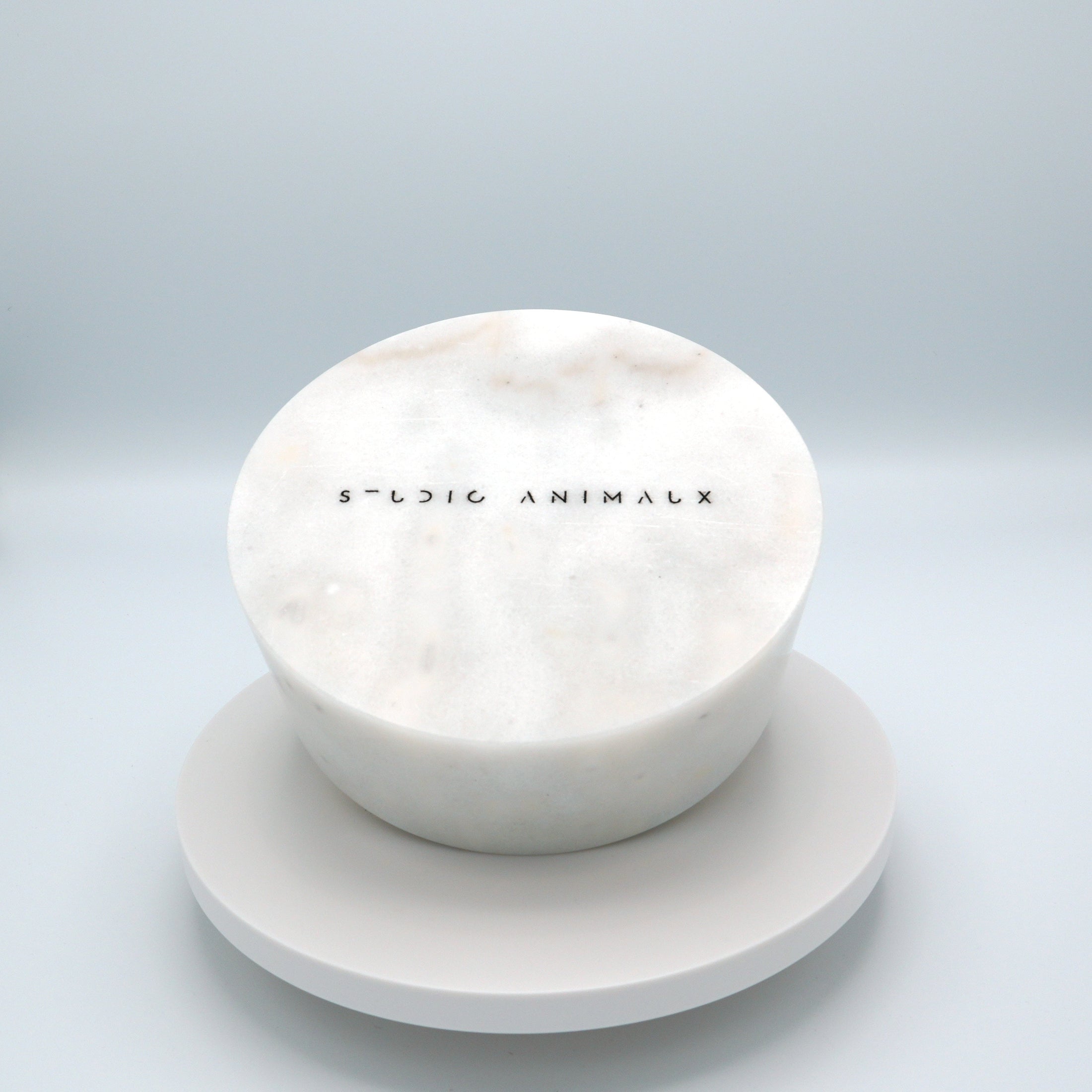 Marble food and drink bowl | White